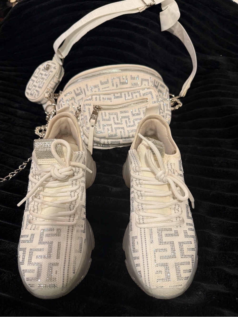 BMAXIMAS White Silver Crossbody Bag | Crossbody Bag & Lace-Up Sneakers SET - Picture 2 of 12